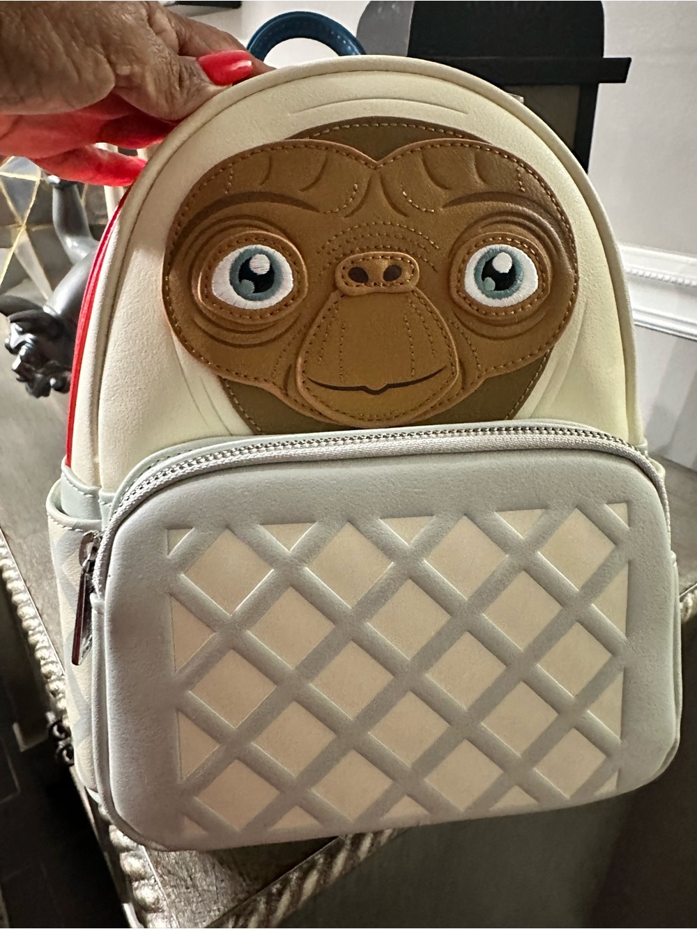 E.T. Loungefly Bag in Cream and Tan